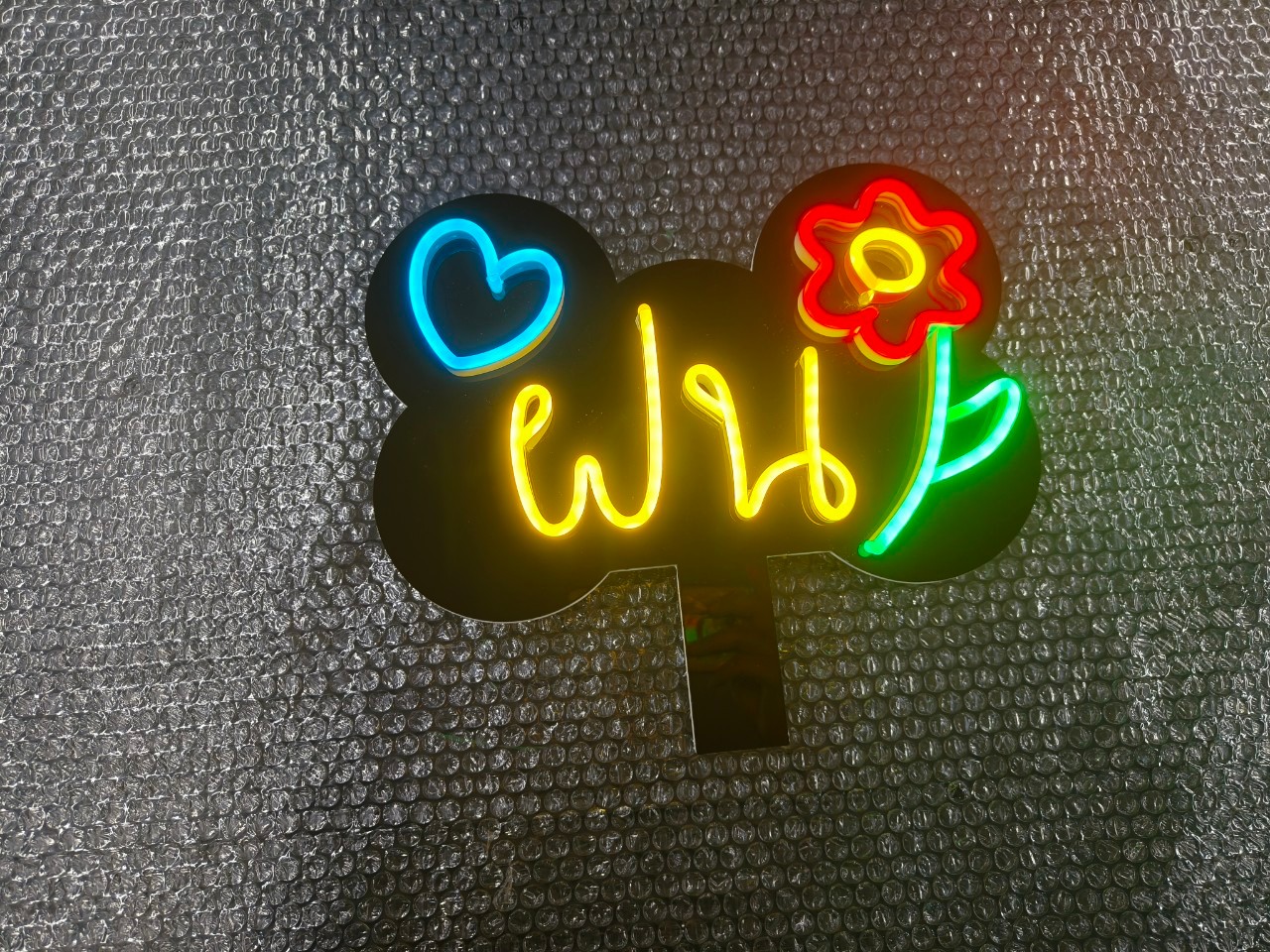 ป้ายเชียร์ ไฟดัด ขนาด 20x30 cm