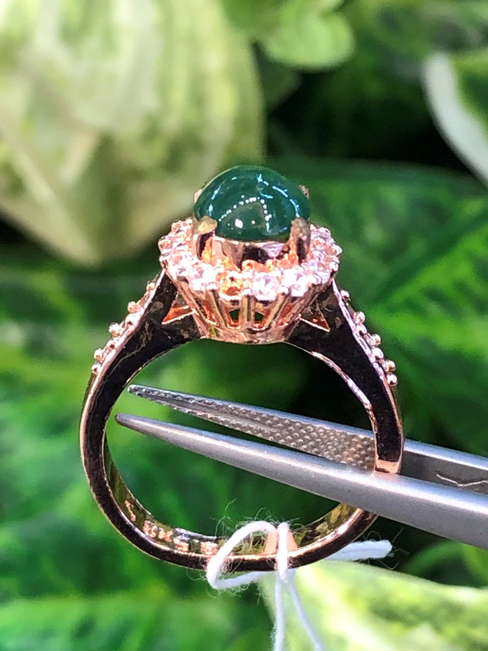 หยก พม่า แท้ Jade แหวนหยก (jadeite Ring) ดิบ (Size) 58 ไม่ผ่านการปรับปรุง (Type A) พม่า (Myanmar)