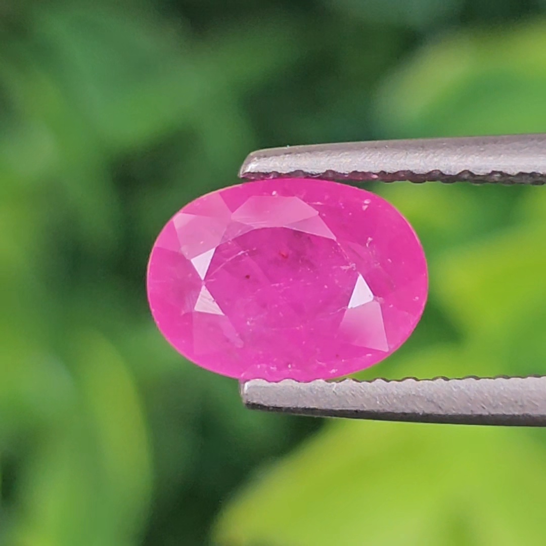 พลอย ชมพู พิ้ง แซฟไฟร์ Pink Sapphire 1.14 กะรัต (Cts.) พลอยแท้ อัญมณีมงคลประจําวันเกิด เครื่องประดับพลอย