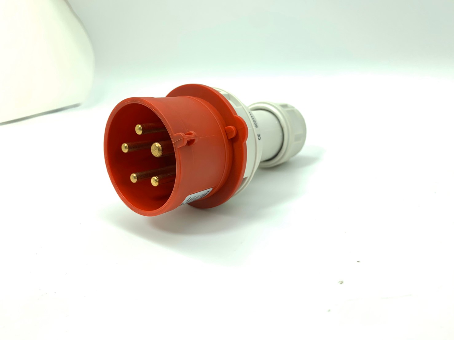 ปลั๊กตัวผู้ ( 3P+N+E) 32A 400V IP44