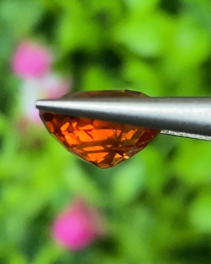 พลอย บุษราคัม Yellow Sapphire 4.31 กะรัต (Cts.) พลอยแท้ อัญมณีมงคลประจําวันเกิด เครื่องประดับพลอย