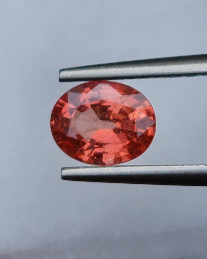 พลอย ออเรนจ์ แซฟไฟร์ Orange Sapphire 1.20 กะรัต (Cts.) พลอยแท้ อัญมณีมงคลประจําวันเกิด เครื่องประดับพลอย