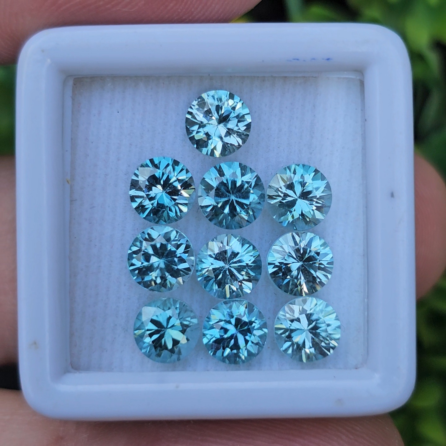 พลอย เพทาย Natural Zircon 9.42 กะรัต (Cts.) 10 เม็ด (2Pcs.) พลอยแท้อัญมณีมงคล ประจําวันเกิด เครื่องประดับพลอย