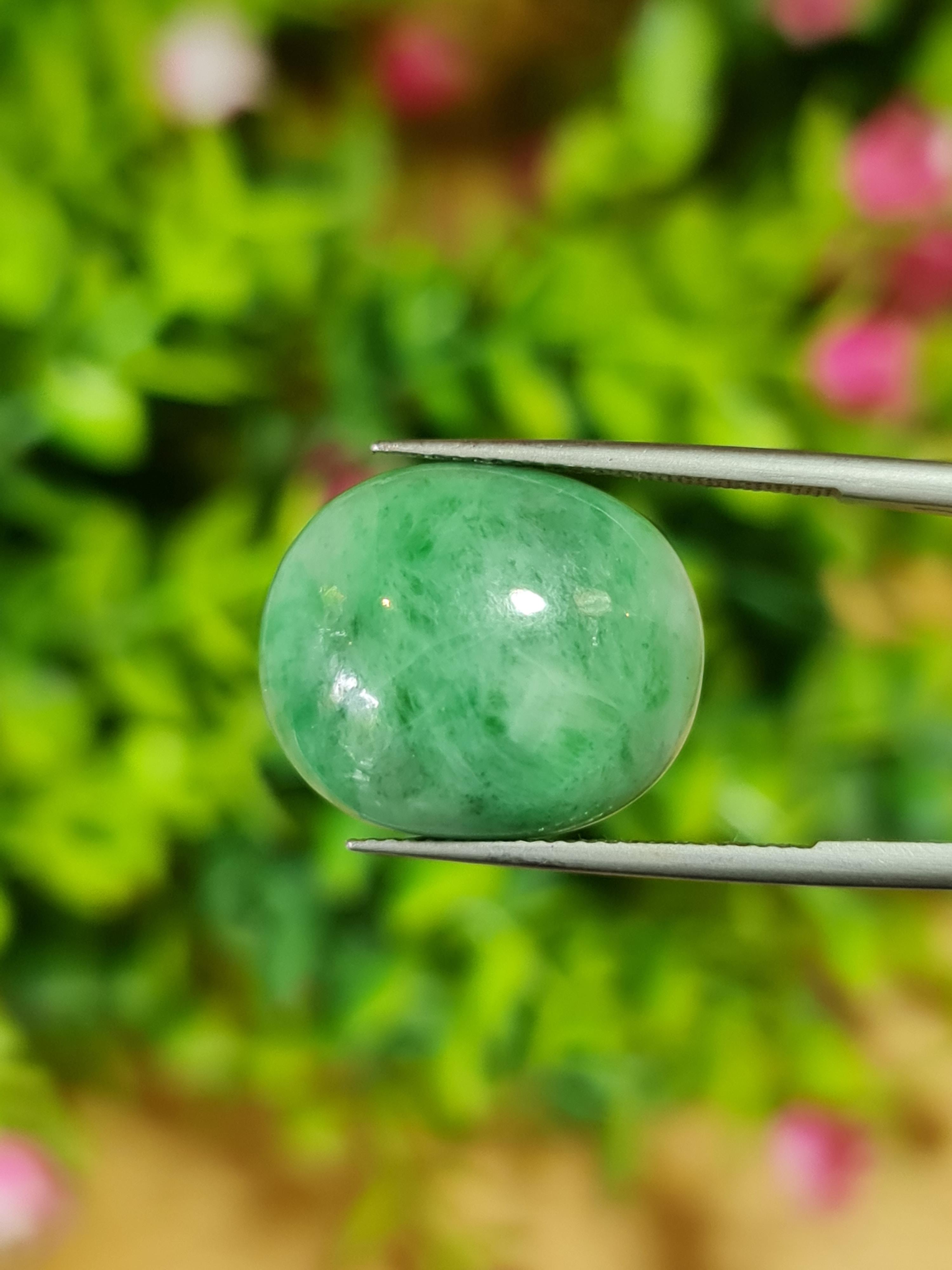 หยกพม่าเจียรนัย (Burmese jade ) 19.31 กะรัต หยกแท้ อัญมณีมงคลประจําวันเกิด เครื่องประดับหยก