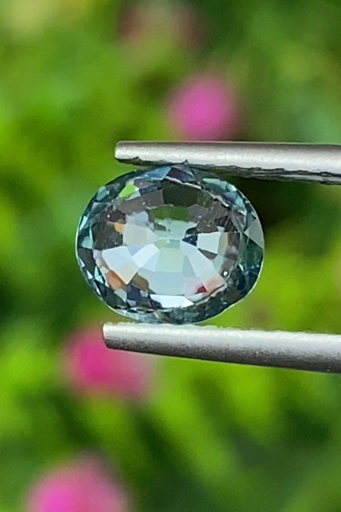 พลอย เพทาย Natural Zircon 1.32 กะรัต (Cts.) พลอยแท้อัญมณีมงคล ประจําวันเกิด เครื่องประดับพลอย