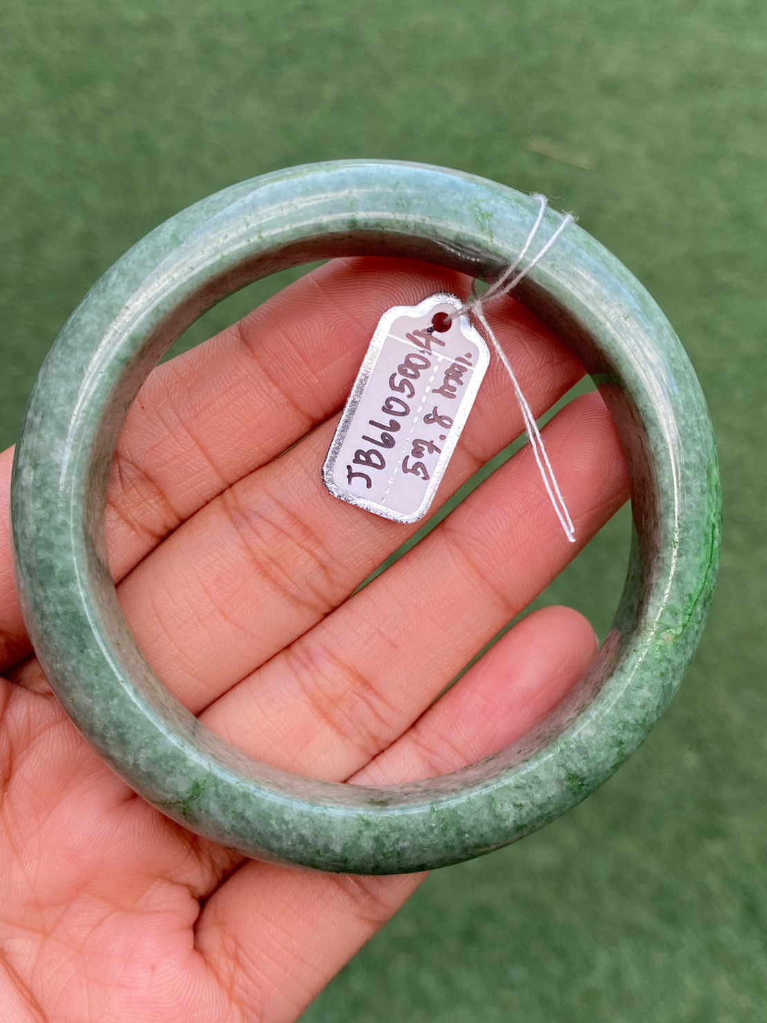 JB6605004 หยก พม่า แท้ Jade กำไลหยก (Jadeite bracelet) พม่า (Myanmar) 57.8 มม.