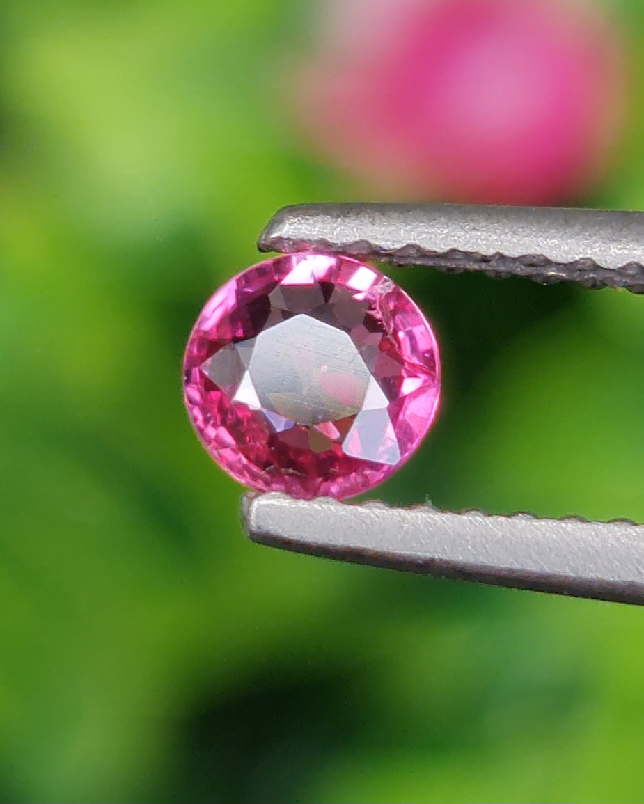 พลอย ชมพู พิ้ง แซฟไฟร์ Pink Sapphire ดิบ Unheated 0.30 กะรัต (Cts.) พลอยแท้ อัญมณีมงคลประจําวันเกิด เครื่องประดับพลอย