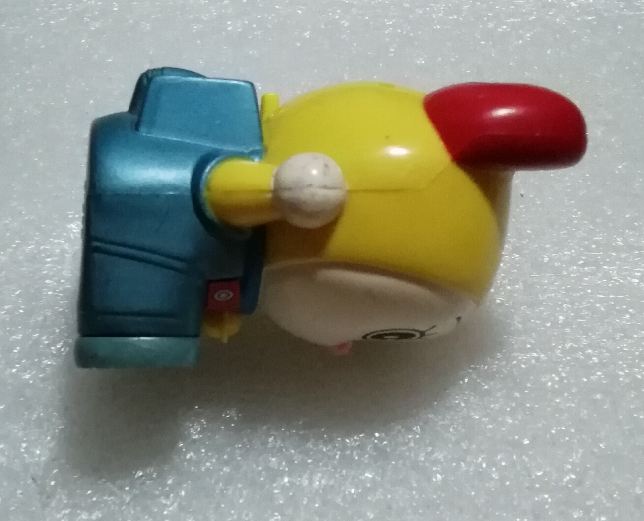 ของสะสม โดเรมี่ใส่ชุดอวกาศ Dorami ของสะสมจาก แมคโดนัลด์ปี 2009 **มีสวิชท์ แต่ไม่เช็คระบย