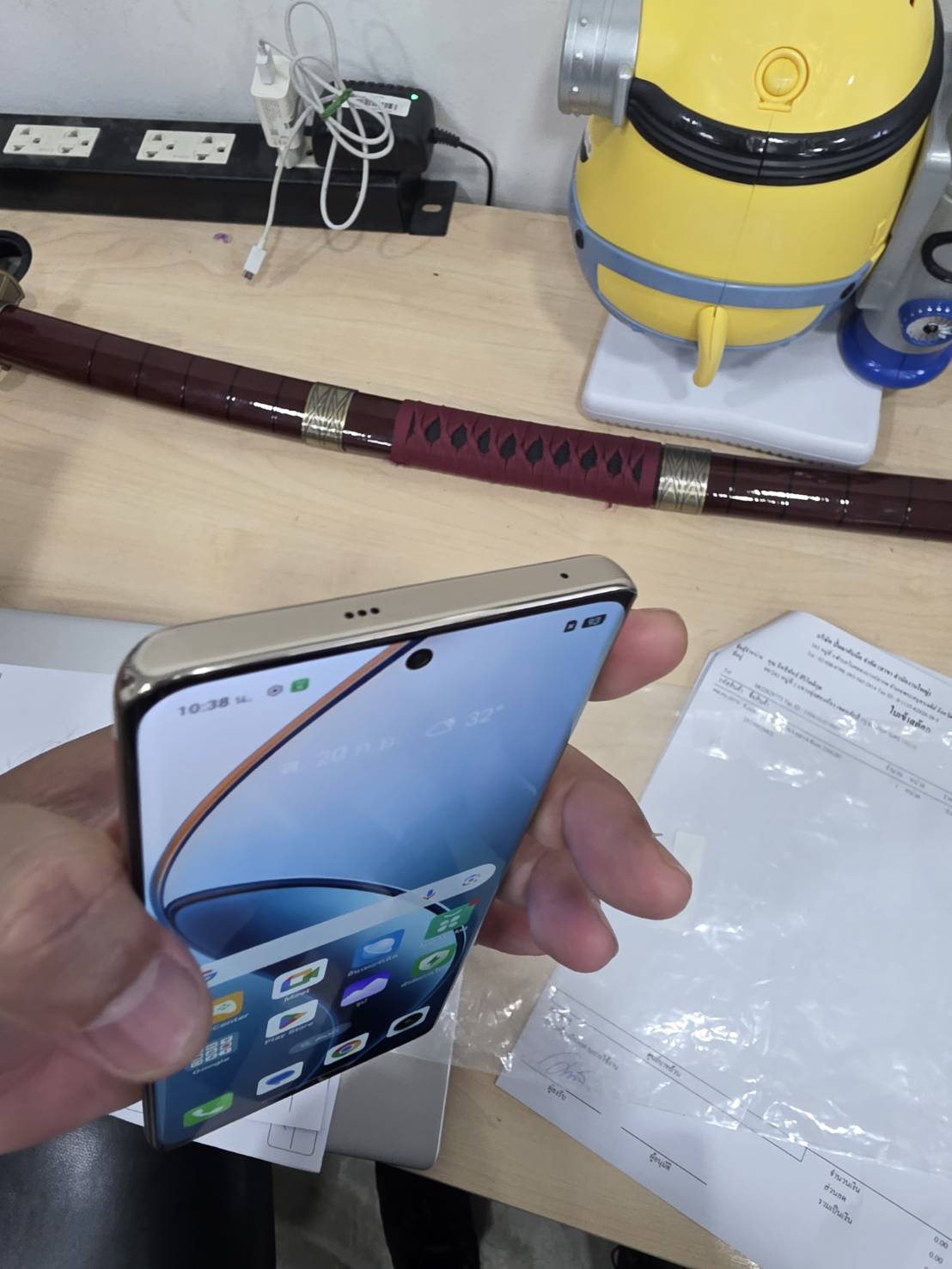 มือถือ Realme 12 Pro 5G (RAM8+4 Rom 256GB) คุ้ม มีแต่ตัว