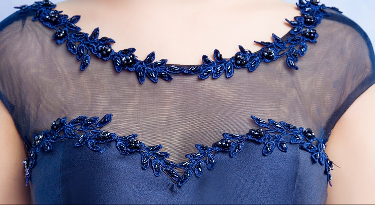 Pre-order ชุดราตรีสั้น สีน้ำเงิน แขนสั้น คอกลมกว้าง หน้าสั้นหลังยาว แต่งลูกไม้ ปักมุก เชือกผูกหลัง