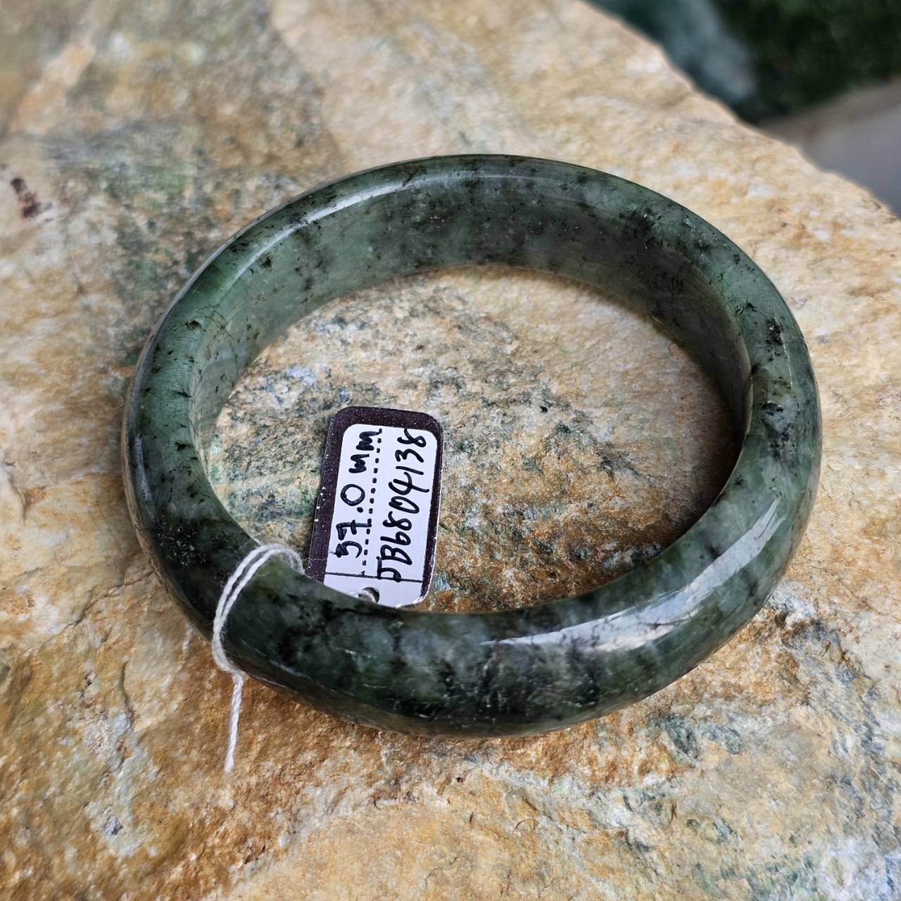 JB6804138 หยก พม่า แท้ Jade กำไลหยก 57.0 มม. (Jadeite bracelet) พม่า (Myanmar)