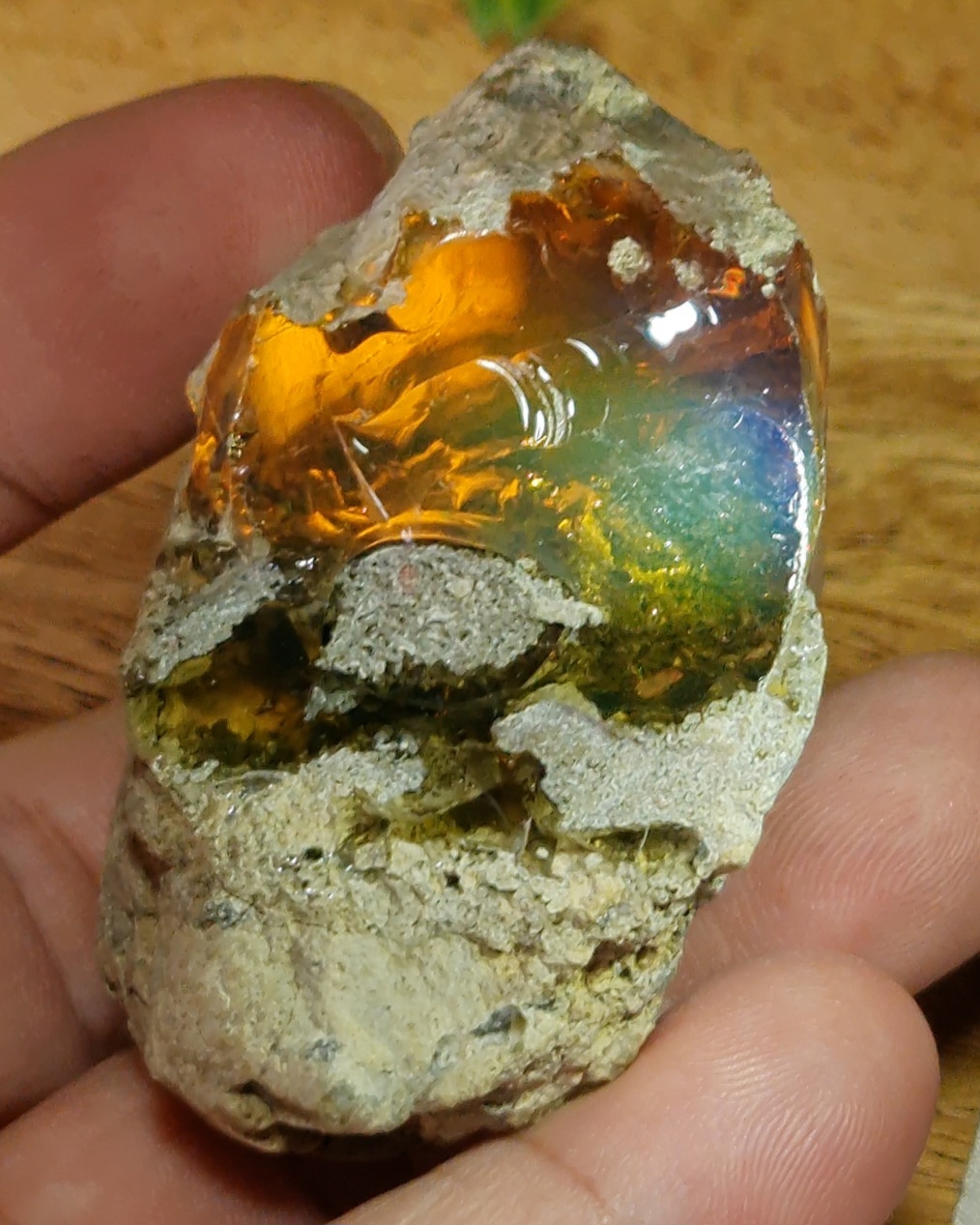 ก้อน ผลึก โอปอล Opal 82 กรัม (Grams.) พลอยแท้ อัญมณีมงคลประจําวันเกิด เครื่องประดับพลอย