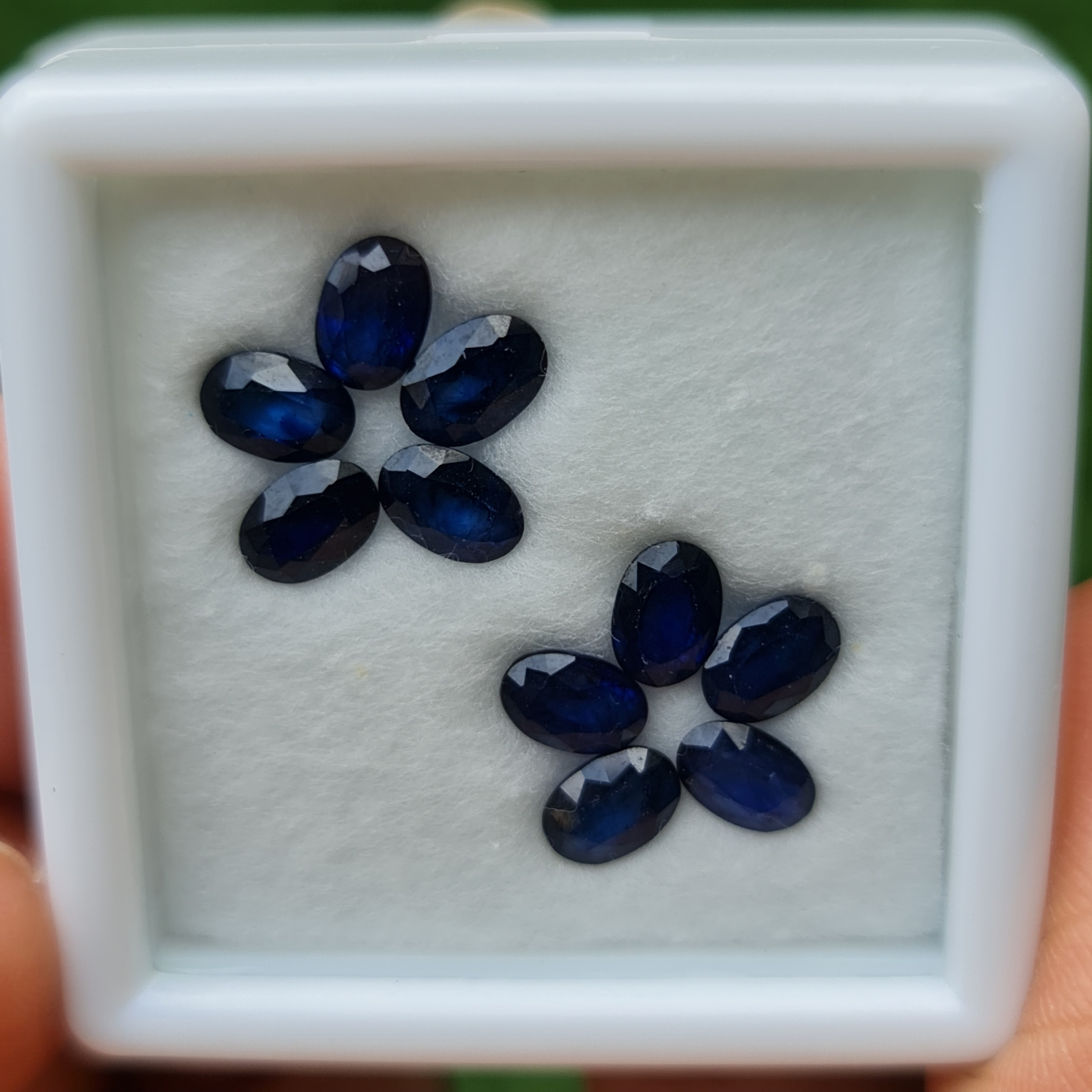 พลอย ไพลิน blue sapphire 6.27 กะรัต (Cts.) 10 เม็ด (Pcs.) พลอยแท้ อัญมณีมงคลประจําวันเกิด เครื่องประดับพลอย