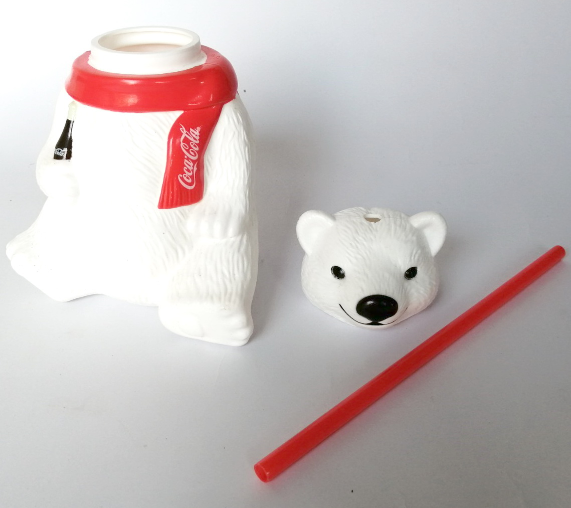 แก้วน้้ำ coca cola โคคา โคล่า โค้ก ของ SF มาสคอต หมีขาว ขนาดความสูง 1ฟุตรวมหลอด สามารถถอดส่วนหัวเติมน้ำได้ สภาพดีเก่าเก็บ สภาพงานสะสม