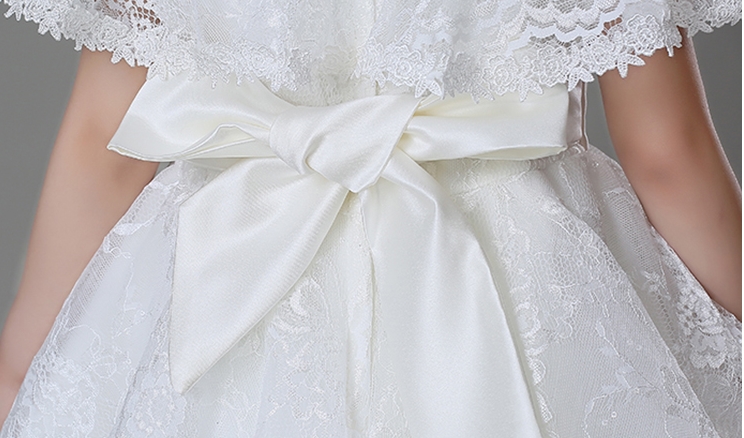 Pre-order ชุดราตรีเด็ก ชุดออกงาน ชุดกระโปรงสไตล์เจ้าหญิง แบบไหล่ปาด มีระบายช่วงอก แต่งดอกแต่งโบว์คาดเอว กระโปรงตาข่ายเป็นชั้น ๆ ซิปหลัง