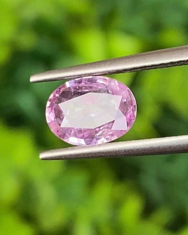 พลอย ชมพู พิ้ง แซฟไฟร์ Pink Sapphire 1.17 กะรัต (Cts.) พร้อมใบเซอร์ พลอยแท้ อัญมณีมงคลประจําวันเกิด เครื่องประดับพลอย