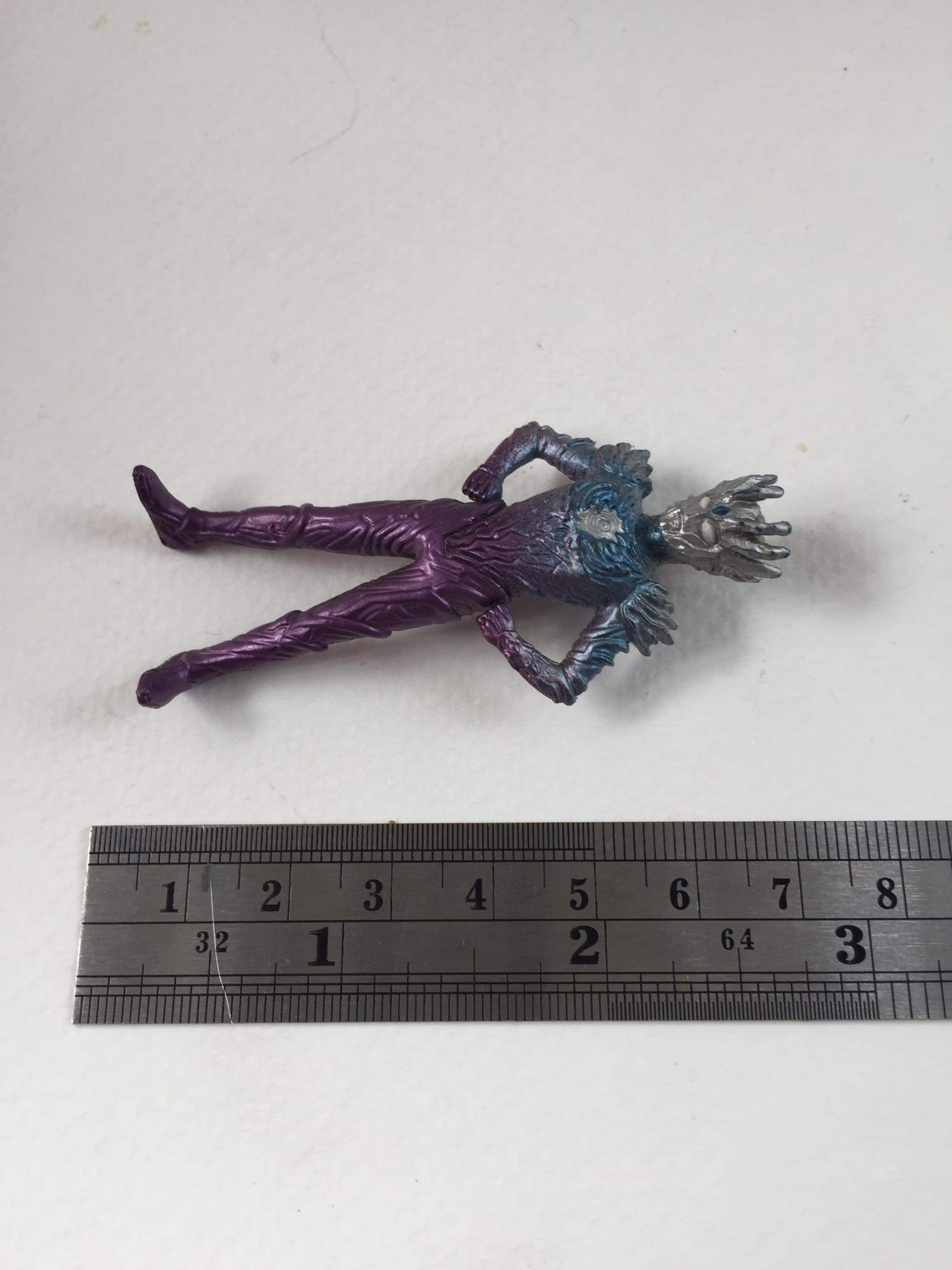 ฟิกเกอร์ยางตัน 2-2.5นิ้ว ขนาดตามรูป อุลตร้าแมนซาก้า มือสองสภาพดีมีรอยบ้าง