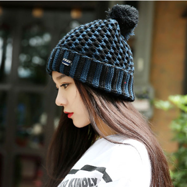 หมวกไหมพรมกันหนาวซับผ้าสำลีหนานุ่ม แต่งปอมใหญ่ (11433L)