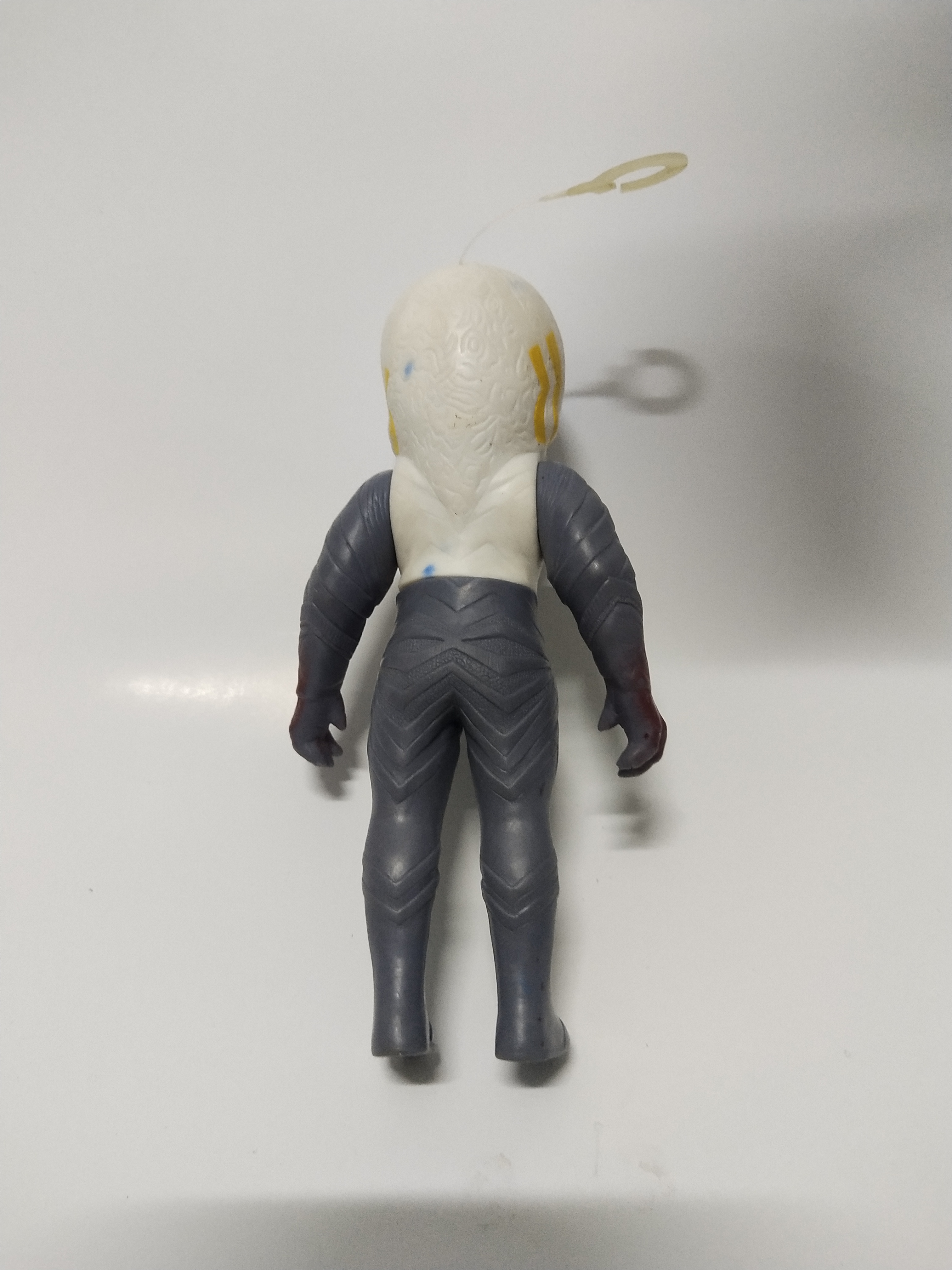 มีหลายภาพ ด้านหลังมีรอยเปื้อน ตามภาพ Spark doll, Alien Guts ซอฟ 5นิ้ว มนุษย์ดาวกัสต์ สัตว์ประหลาดจากอุลตร้าเซเว่น