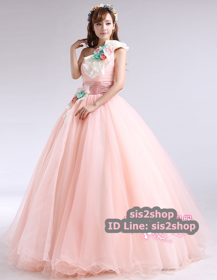 พร้อมเช่า ชุดแฟนซี ชุดราตรียาว สีชมพูอมส้ม Pastel เกาะอก ไหล่เดียว แต่งดอกไม้ กระโปรงพอง สวยหวาน เชือกผูกหลัง