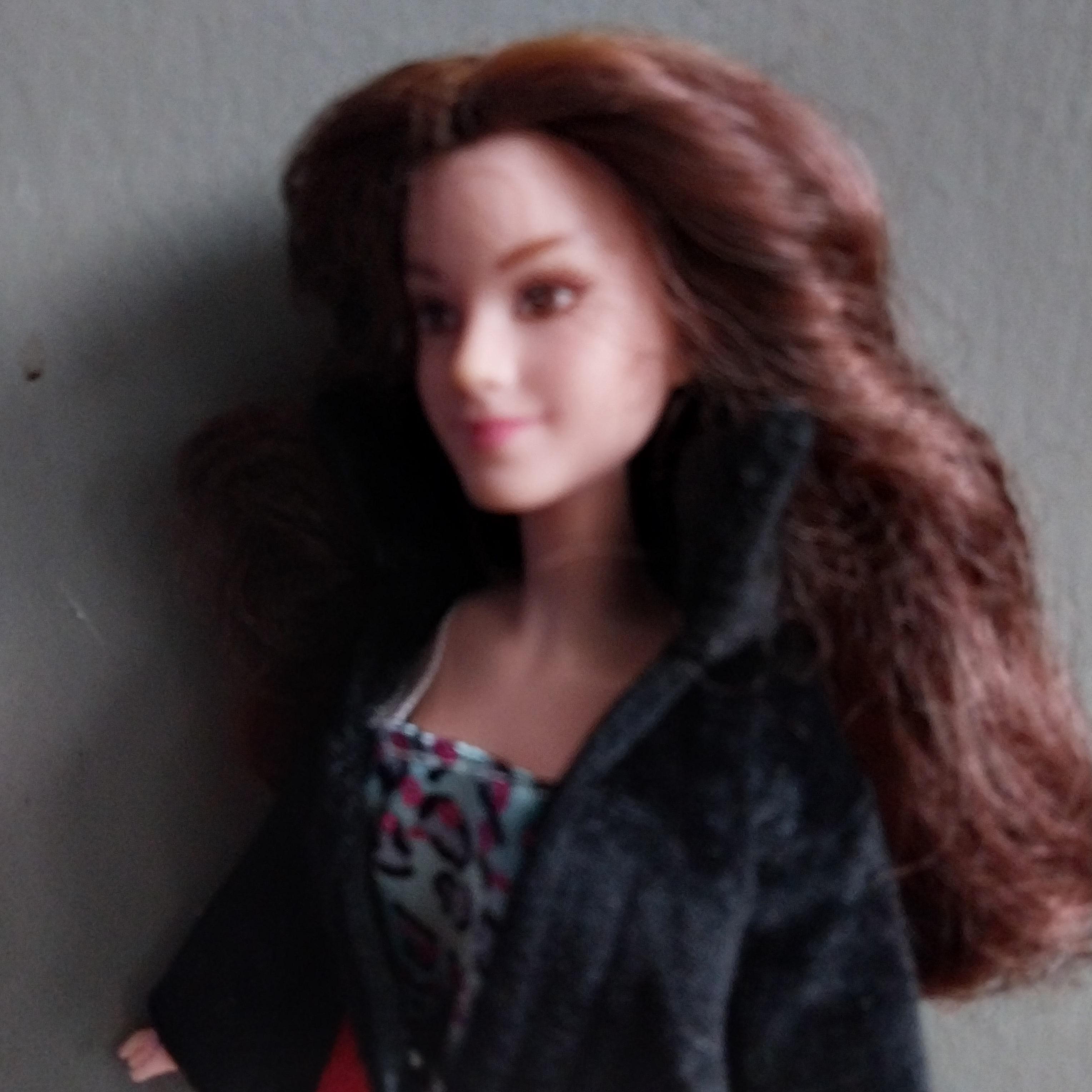 มีหลายภาพ ตุ๊กตาเอ็มม่าวัตสัน Emma WatsonDoll จาก Beauty and the beast ใส่เสื้อคลุมแม่มด