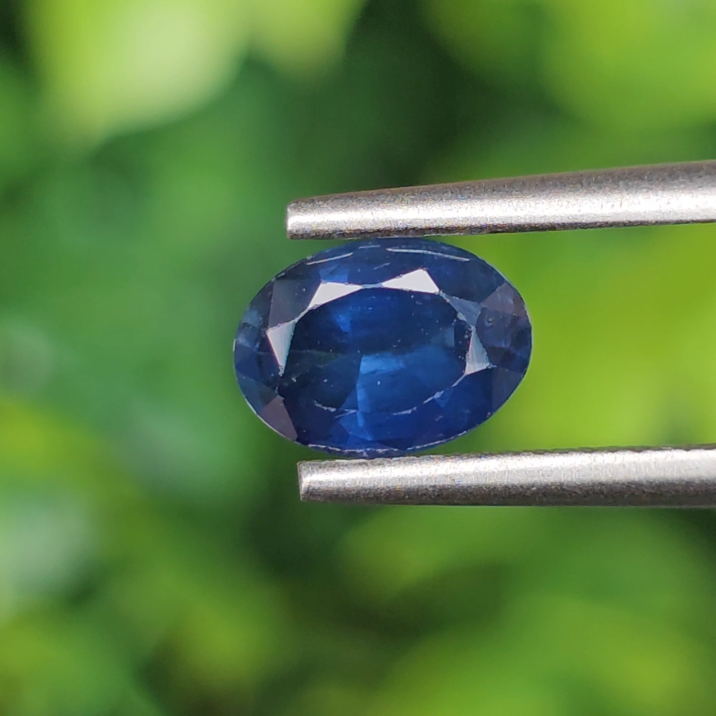 พลอย ไพลิน Blue Sapphire 1.20 กะรัต (Cts.) พลอยแท้ อัญมณีมงคลประจําวันเกิด เครื่องประดับพลอย