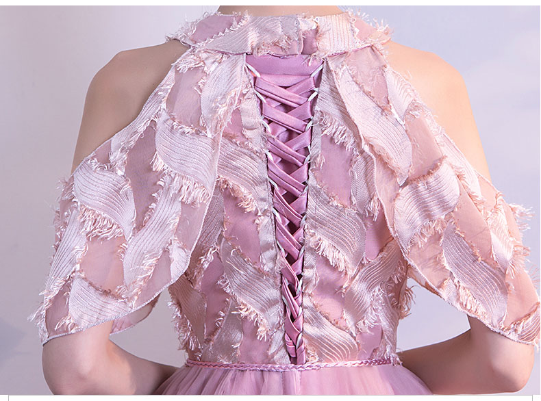 ชุดราตรียาวคล้องคอแต่งระบายไหล่สีชมพูNude กระโปรงตาข่าย (เชือกผูกหลัง)