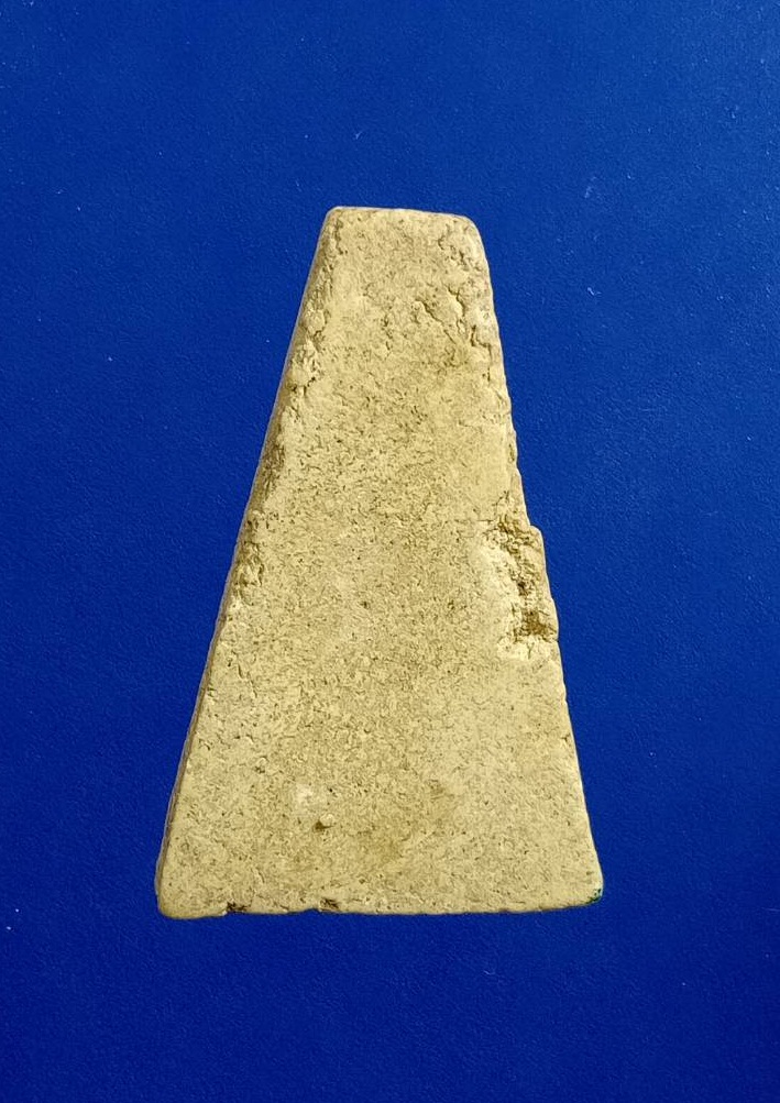 ผ2915 พระผงสุพรรณ ไม่ทราบที่ครับ