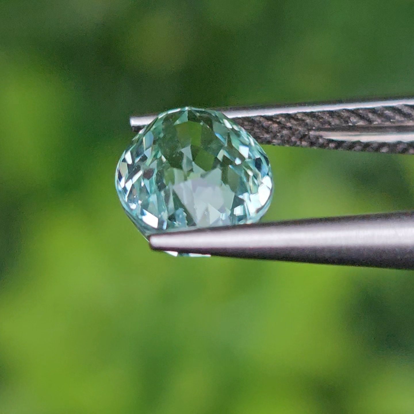 พลอย ทัวร์มาลีน (Tourmaline) 1.42 กะรัต (Cts.) พลอยแท้ อัญมณีมงคลประจําวันเกิด เครื่องประดับพลอย