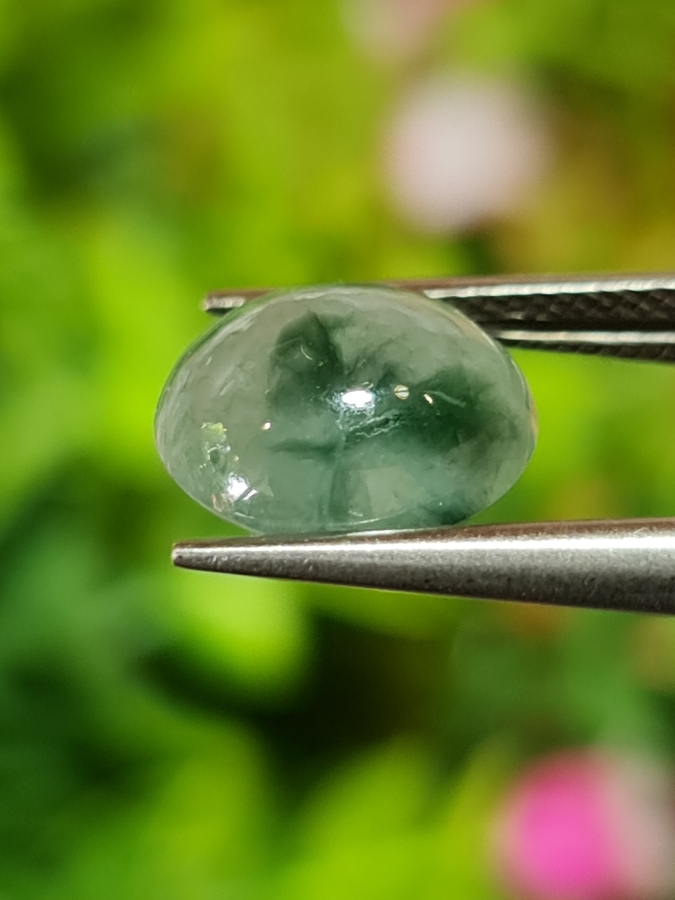 หยกพม่าเจียรนัย (Burmese jade ) 4.36 กะรัต หยกแท้ อัญมณีมงคลประจําวันเกิด เครื่องประดับหยก