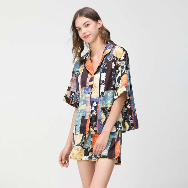 ðĐāļāļĢāđāļāļĄāļŠāđāļðĐāļāļļāļāļāļāļ Silk Satin āļāļļāļāļāļēāļāļīāļāđāļāļĢāļāļāļĢāļĩāđāļĄāļĩāđāļĒāļĄ āļŠāļĩāļāļģāļĨāļēāļĒ Full Moon āļāđāļēāļāļļāđāļĄāļĨāļ·āđāļāļĨāļ°āļĄāļļāļāļāļīāļ§ (ST124)