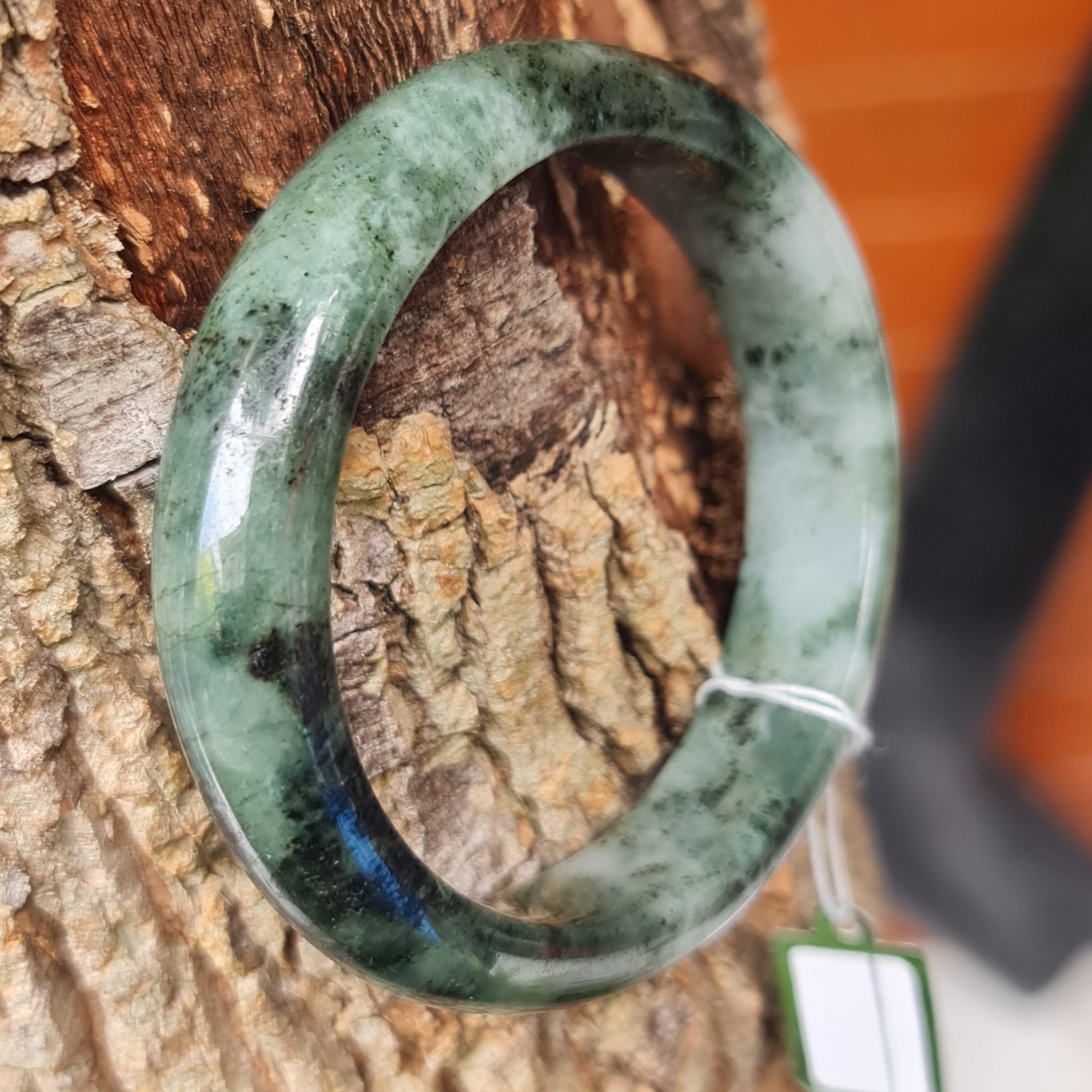 JB6804058 หยก พม่า แท้ Jade กำไลหยก 57.0 มม. (Jadeite bracelet) พม่า (Myanmar)