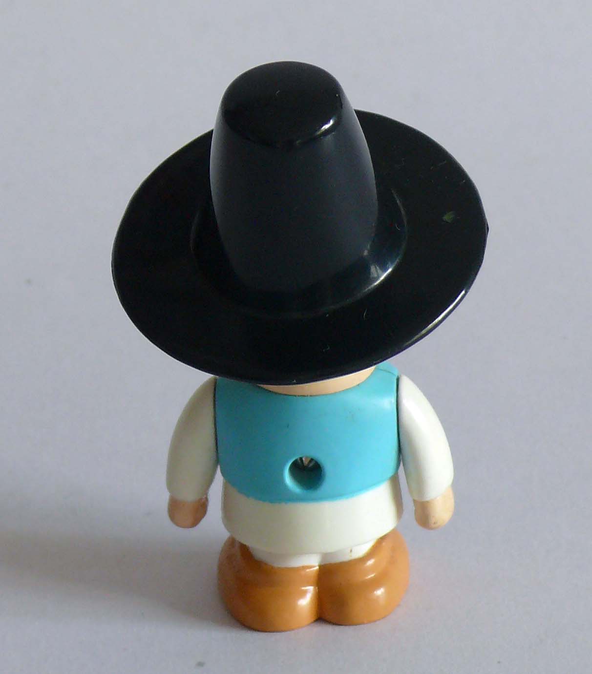 ของเก่าสะสมจาก KFC ลุงเคนตั๊กกี้ ผู้พันแซนเดอรส์ Colonel Sanders, ใส่ชุดประจำชาติต่างๅ