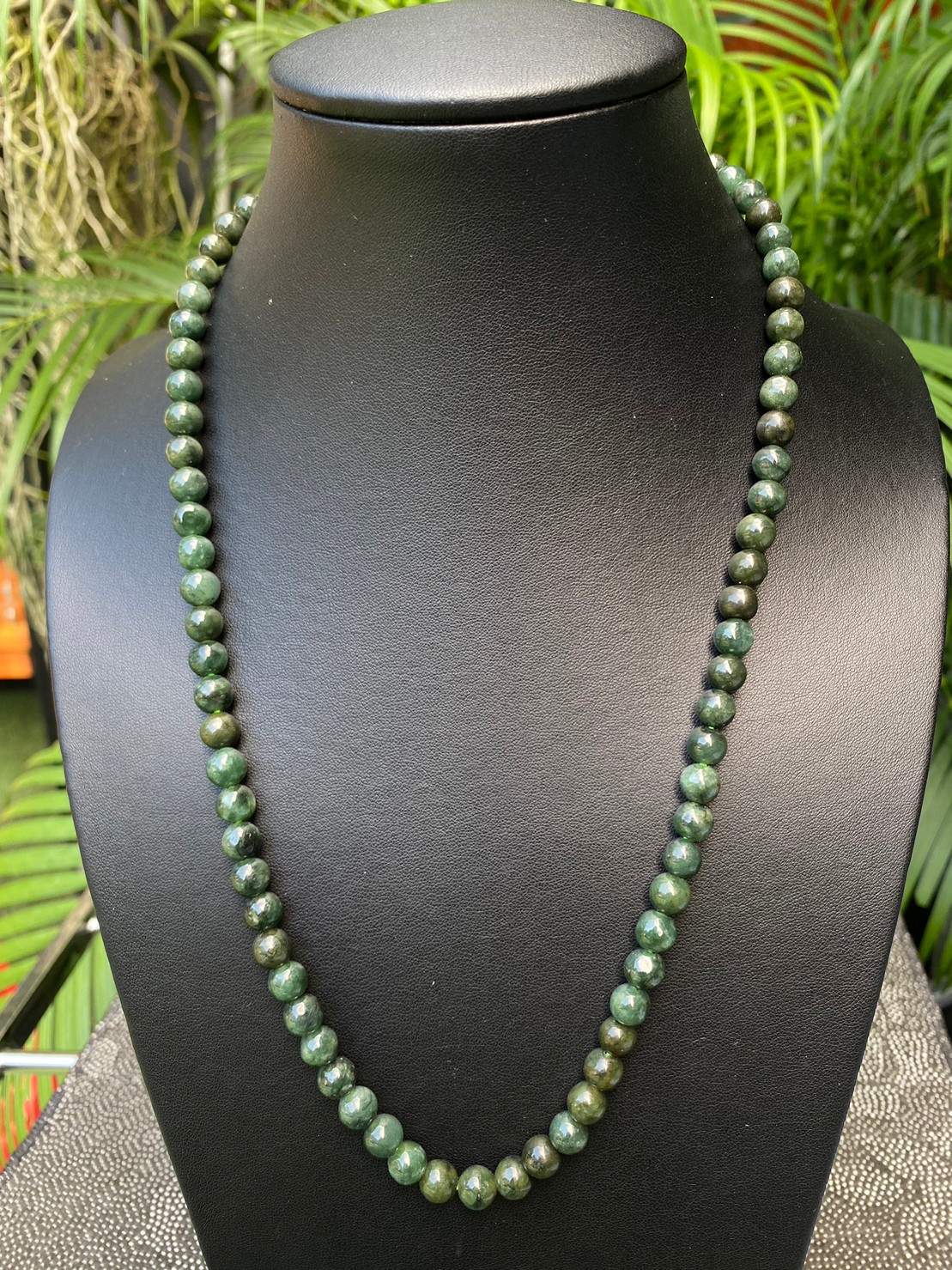 สร้อยคอหยก (Jadeite Necklace) ดิบ ไม่ผ่านการปรับปรุง (Type A) พม่า (Myanmar) หยก พม่า แท้ Jade