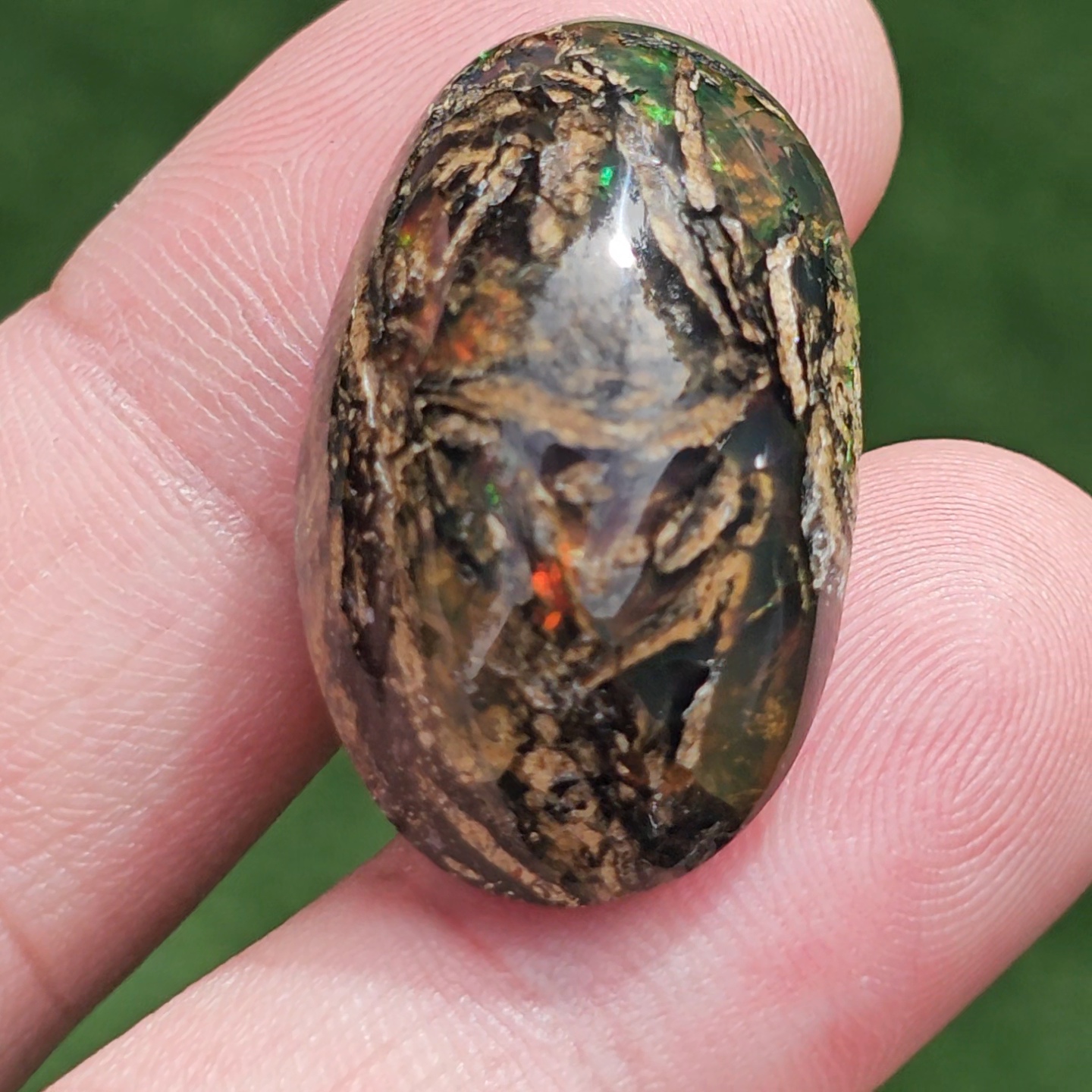 พลอย โอปอล Opal 32.50 กะรัต (Cts.) พลอยแท้ อัญมณีมงคลประจําวันเกิด เครื่องประดับพลอย