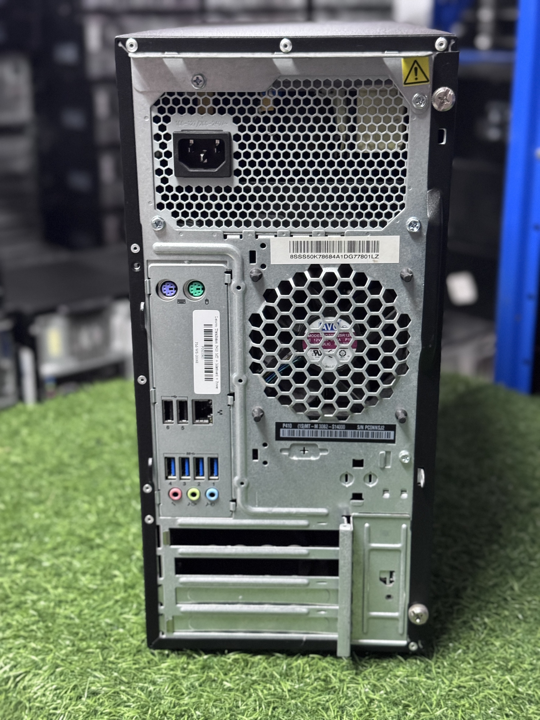 PC Workstation Lenovo ThinkStation P410 MT Xeon E5-2660v4 Ram 32GB SSD 256GB Quadro P400 2GB GDDR5