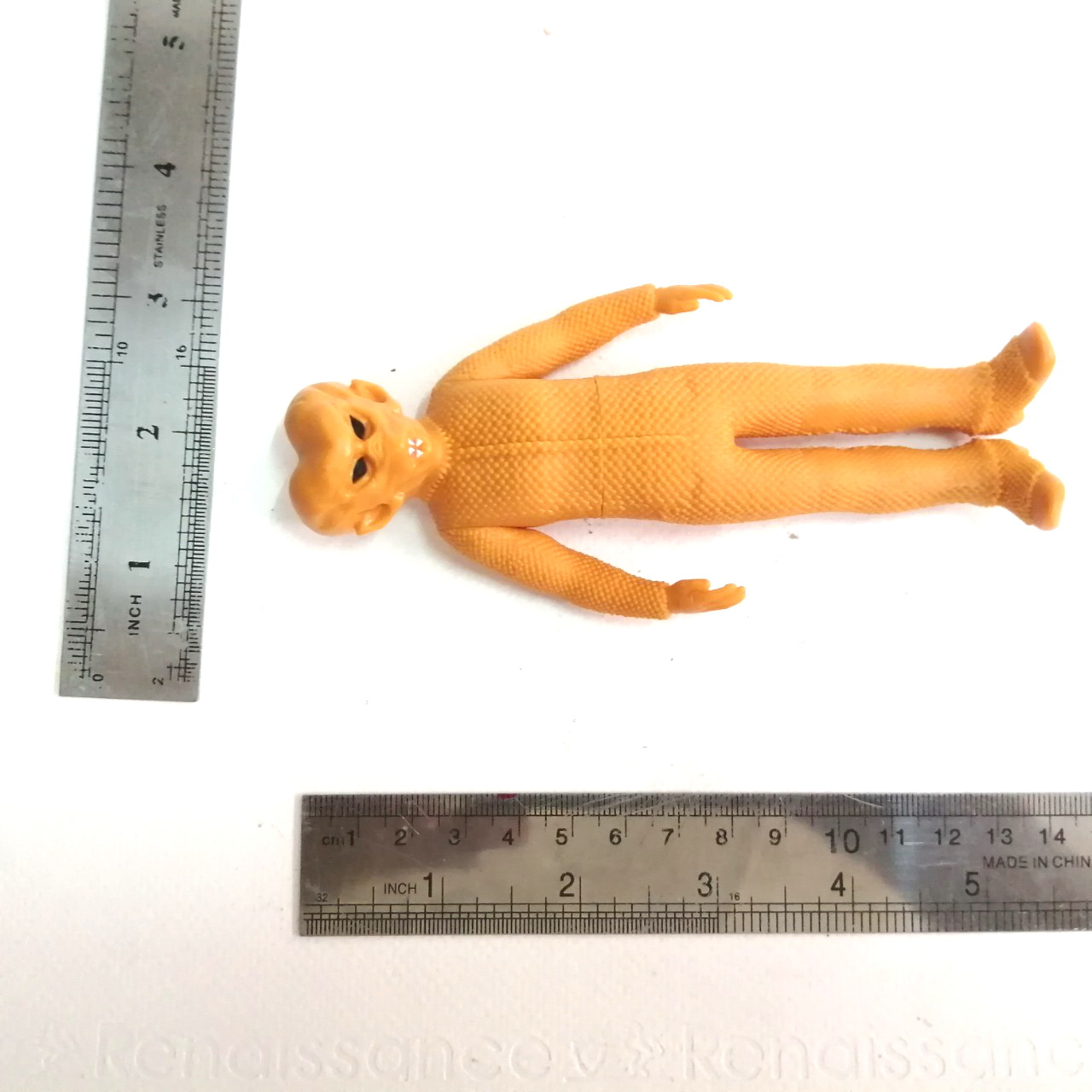 ซอฟ ขนาด 5.5 นิ้ว มนุษย์ดาว บาโด จากอุลตร้าเซเว่น (สีเหลือง) เป็นซอฟพิเศษ เป็นแคปซูล สุ่มเลือกเล่นกับ สปาร์คดอลได้ มีสติ๊กเกอร์ ขนาดตามรูป สภาพดี หายากไม่พบบ่อยนัก