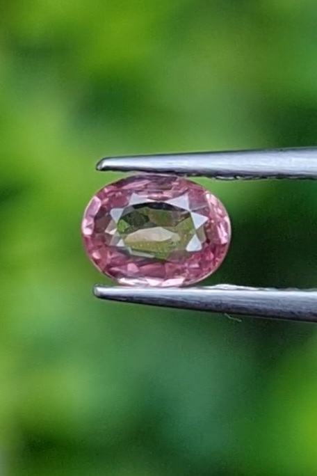 พลอย ทับทิม Ruby sapphire สยาม 0.52 กะรัต (Cts.) พลอยแท้ อัญมณีมงคลประจําวันเกิด เครื่องประดับพลอย