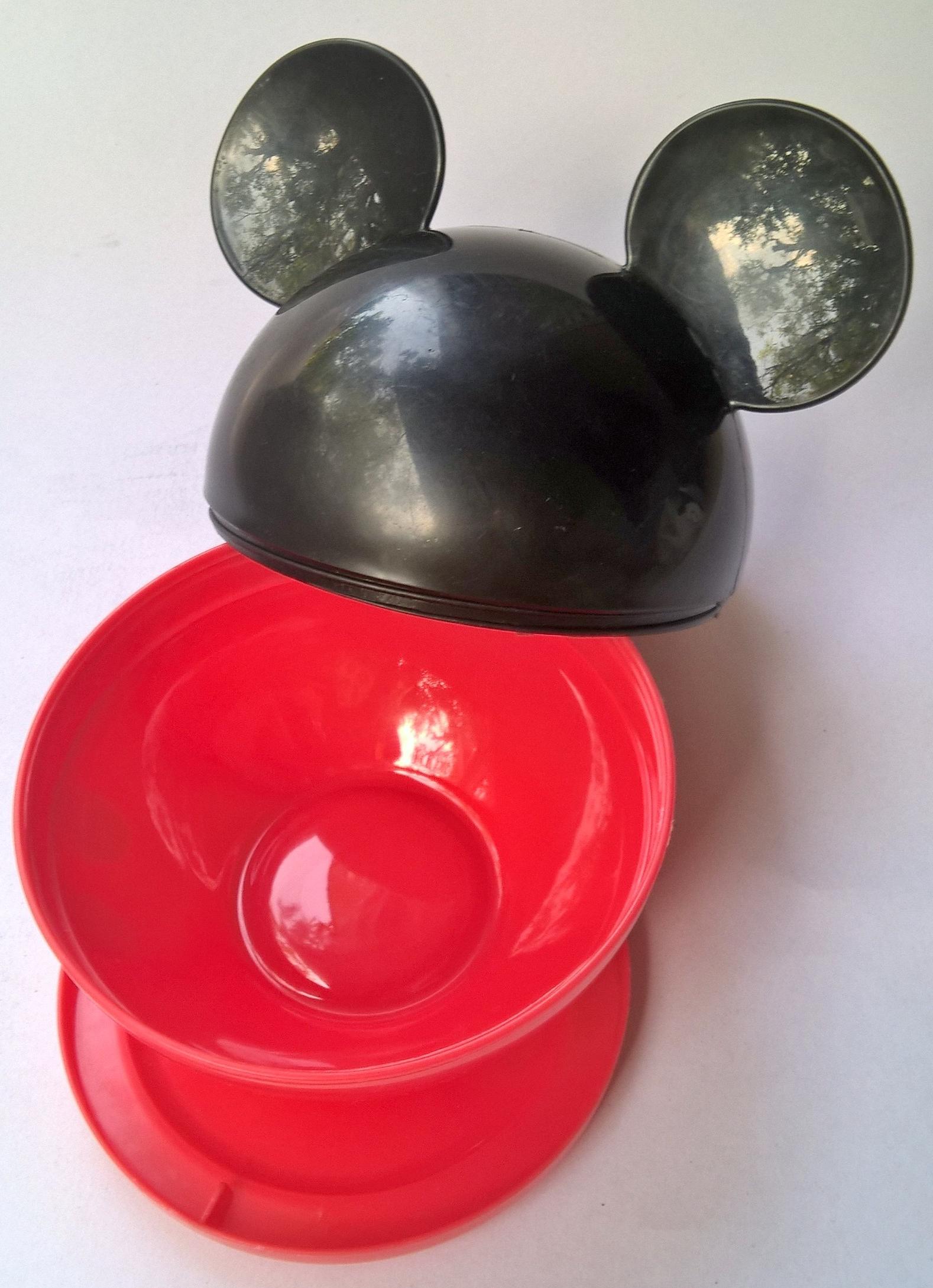 ชุดกล่องใส่อาหาร-กล่องข้าว มิกกี้เมาส์สีแดง-ดำ Mickey Mouse ของสะสม เซเว่น อิเลฟเว่น