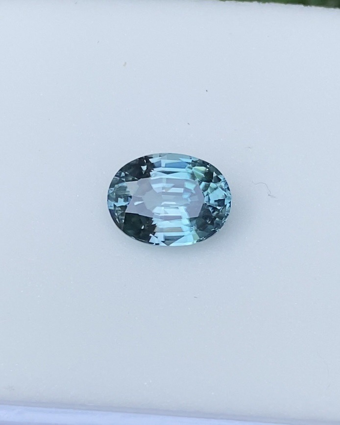 พลอย เพทาย (Zircon) 3.49 กะรัต (Cts.) พลอยแท้ อัญมณีมงคลประจําวันเกิด เครื่องประดับพลอย