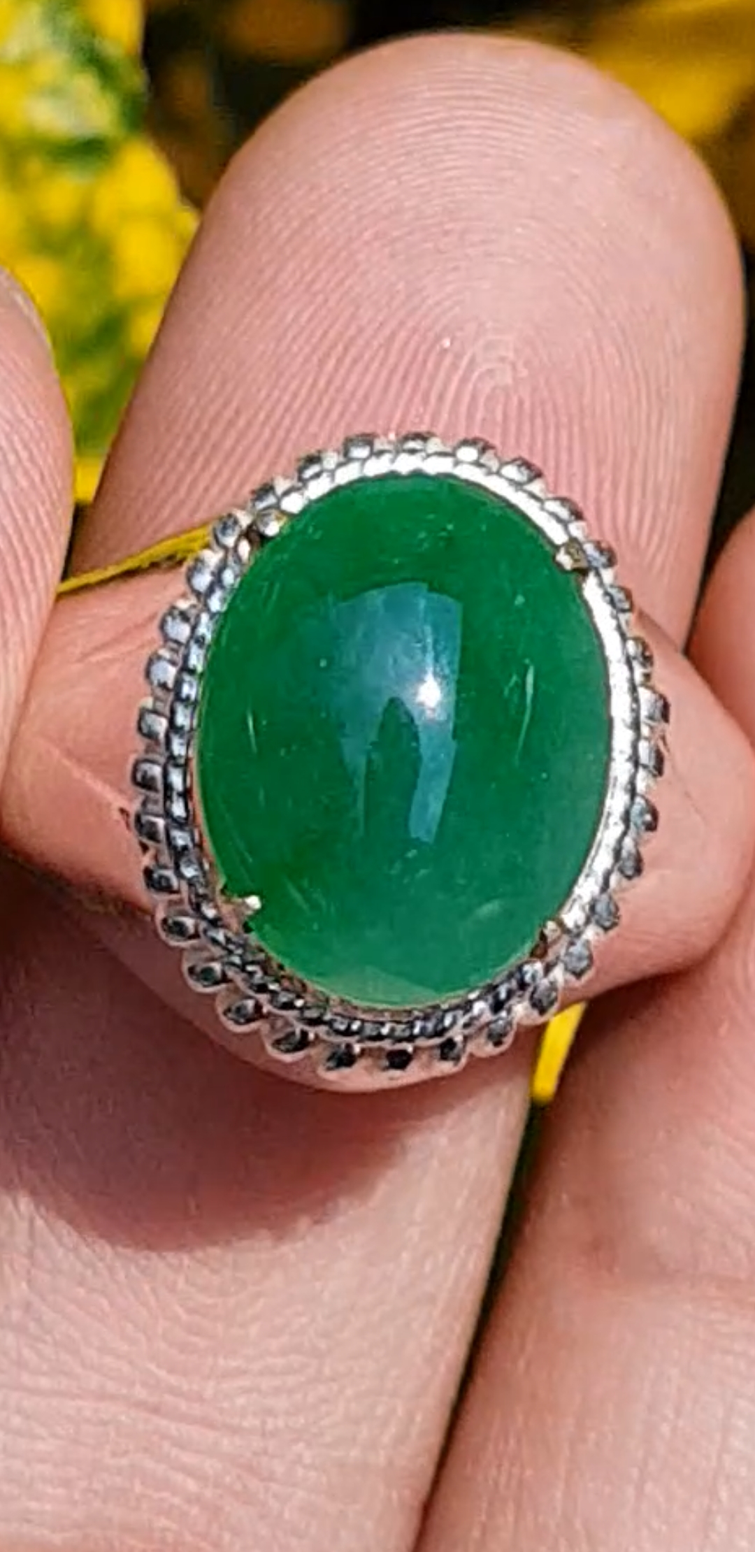 หยก พม่า แท้ Jade แหวนหยก 翡翠戒指 (Jadeite ring) 4.21 กะรัต (Cts.) ดิบ Size 62 ไม่ผ่านการปรับปรุง (Type A) พม่า (Myanmar)