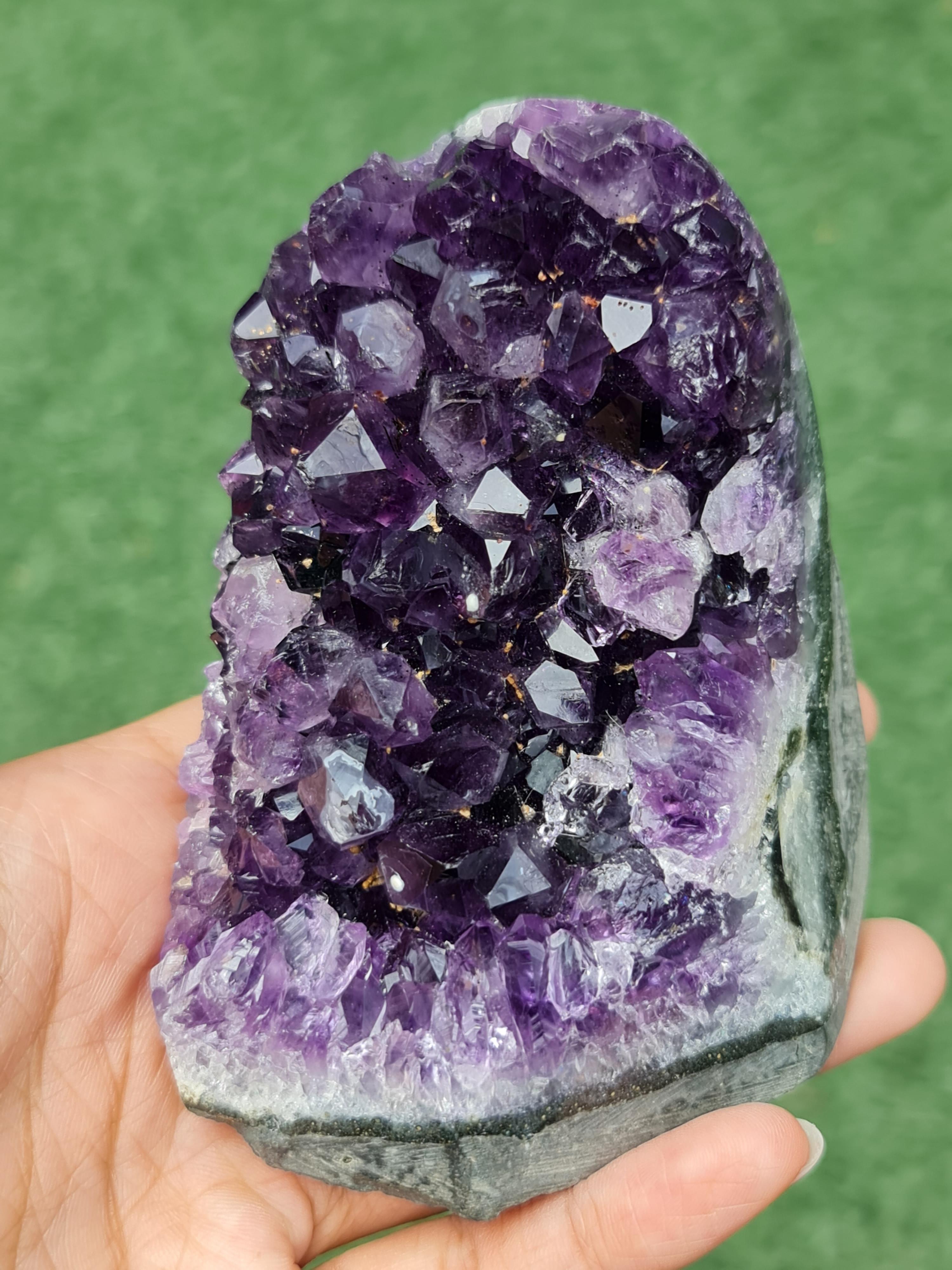 ก้อน ผลึก อเมทิส จีโอด Amethyst Geode 511 กรัม (grams.) พลอยแท้ อัญมณีมงคลประจําวันเกิด เครื่องประดับพลอย