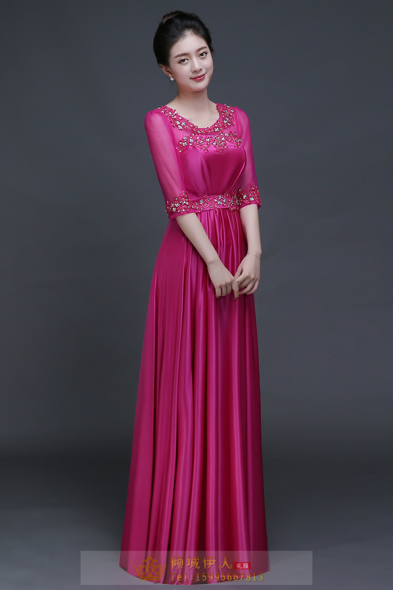 Pre-order ชุดราตรียาว แขนยาว คอกลม แต่งเพชร ผ้าชีฟอง กระโปรงยาว ปักดิ้น แต่งเลื่อม จับจีบเล็กน้อยช่วงอก