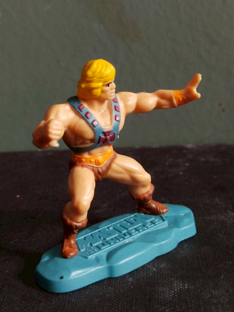 มีหลายภาพ ฟิกเกอร์ขนาดประมาณ 5 ซม. ฮีแมน **อาวุธหัก ของมีตามภาพ he-man