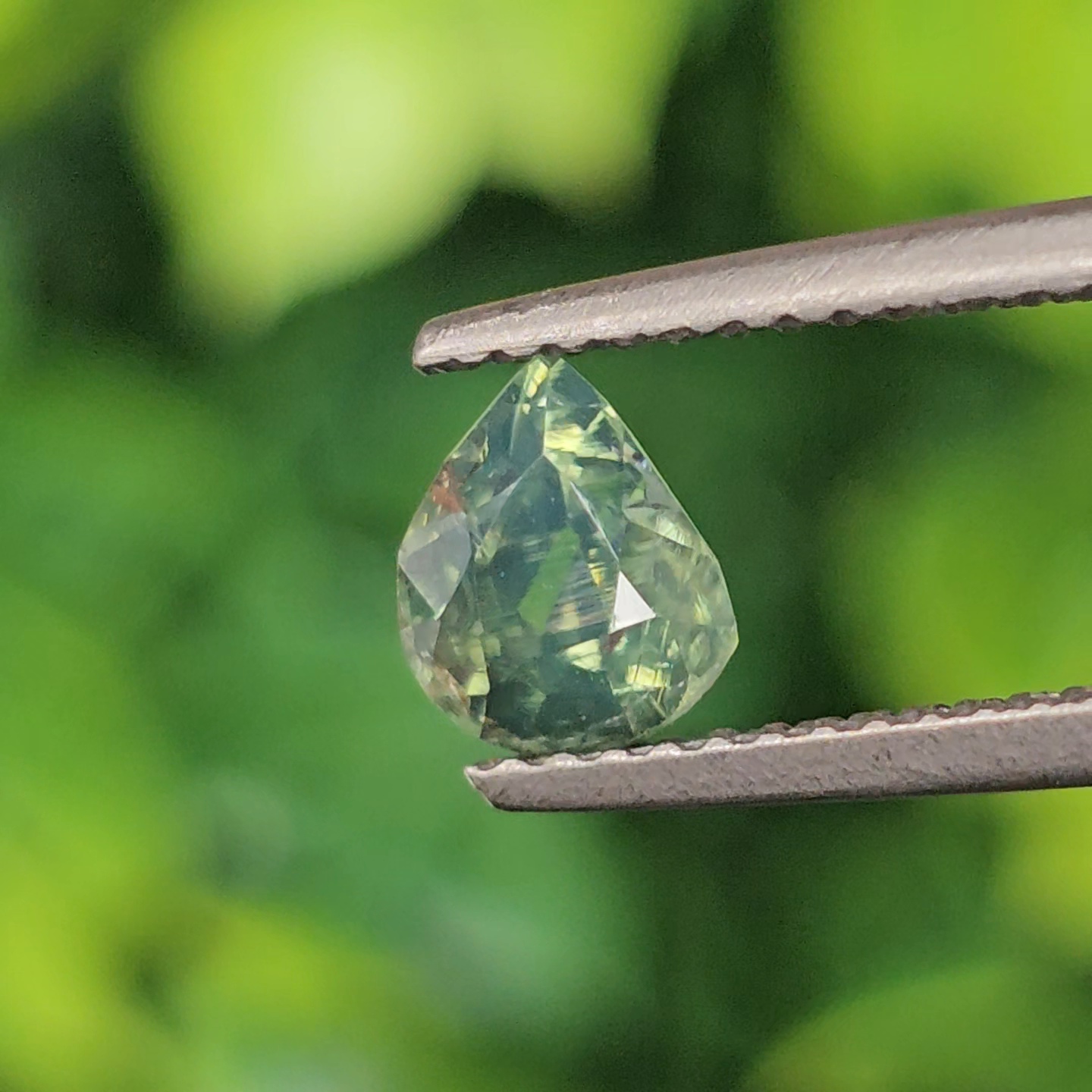 พลอย เพทาย Natural Zircon 1.09 กะรัต (Cts.) ดิบ พลอยแท้อัญมณีมงคล ประจําวันเกิด เครื่องประดับพลอย