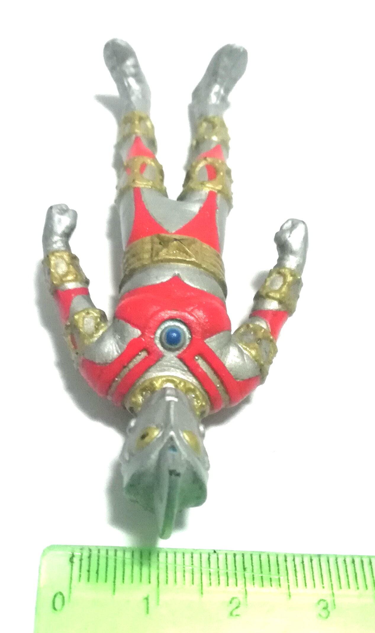 ของสะสม กาจาปอง เอซโรบอท (อุลตร้าแมนเอตัวปลอม)