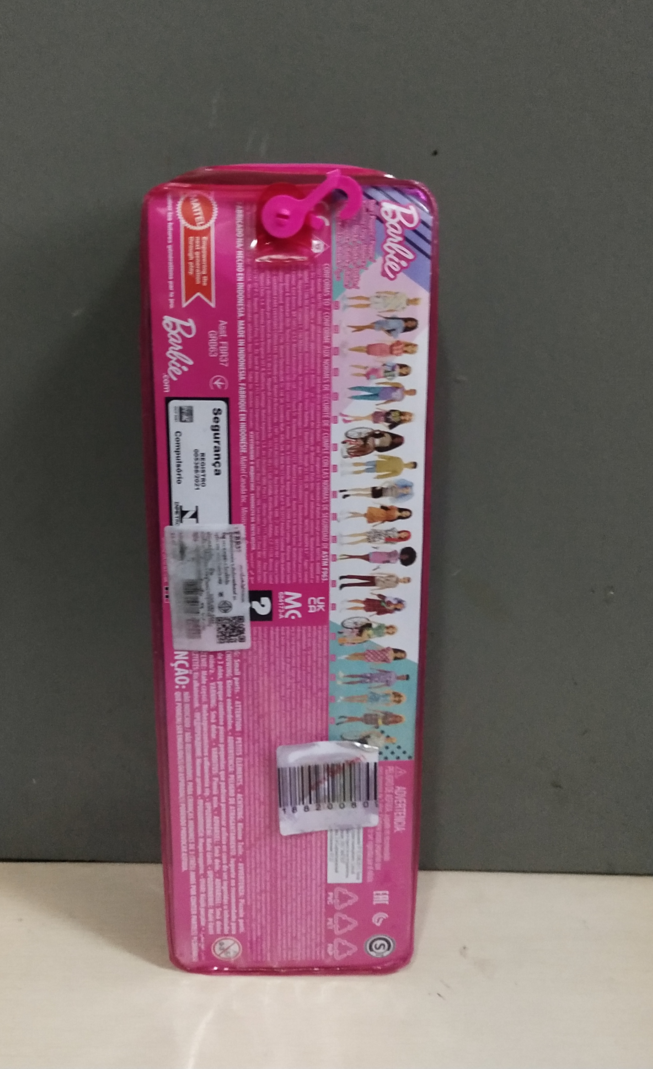 มีหลายภาพ ตุ๊กตาบาร์บี้แฟชั่นนิสต้า บาร์บี้ผิวสี.