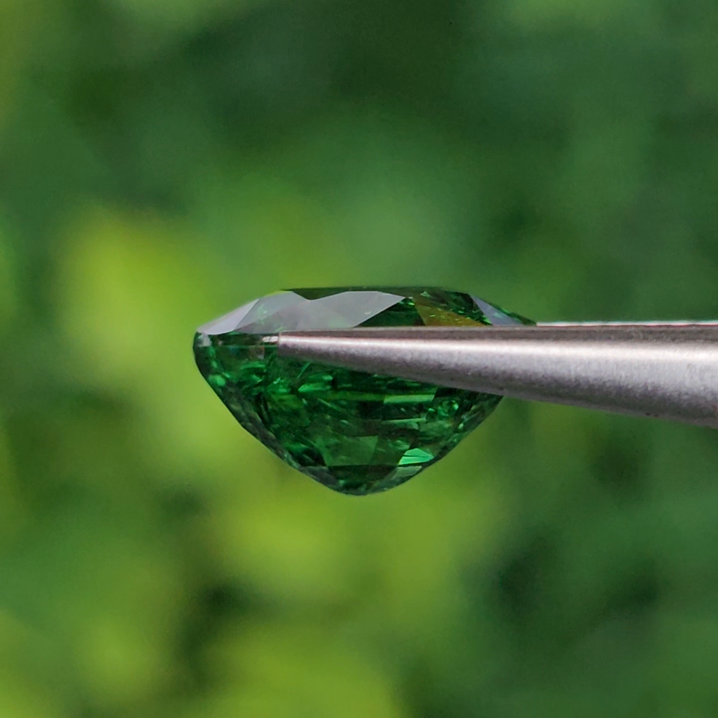 พลอย ซาโวไรท์ Tsavorite Garnet 2.98 กะรัต (Cts.) ดิบ Unheated อัญมณีมงคลประจําวันเกิด เครื่องประดับพลอย