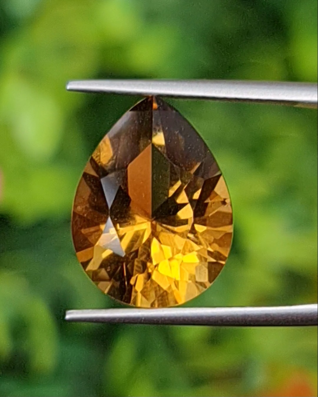 พลอย ซิทริน Citrine 8.00 กะรัต (Cts.) พลอยแท้ อัญมณีมงคลประจําวันเกิด เครื่องประดับพลอย