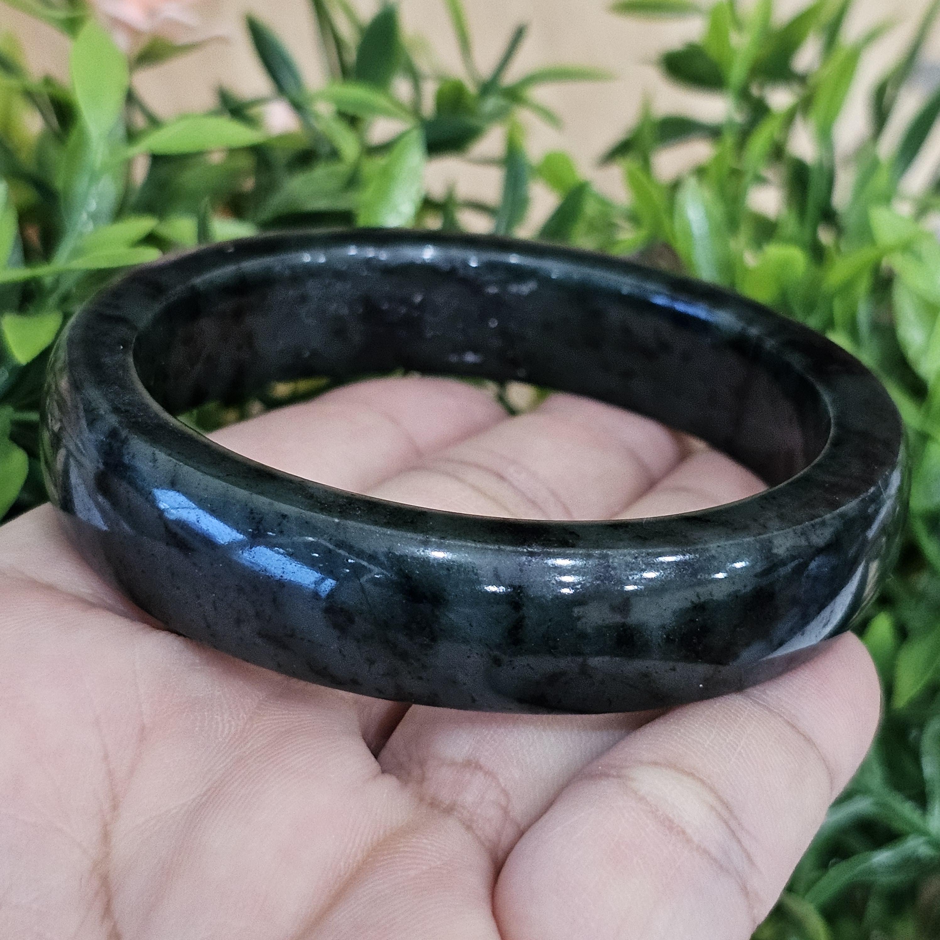 หยก พม่า แท้ Jade กำไลหยก (Jadeite bracelet) พม่า (Myanmar) 58.5 มม.